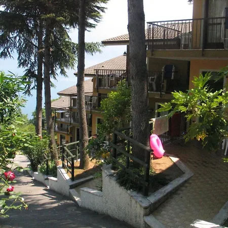 Apartment In 22562 *